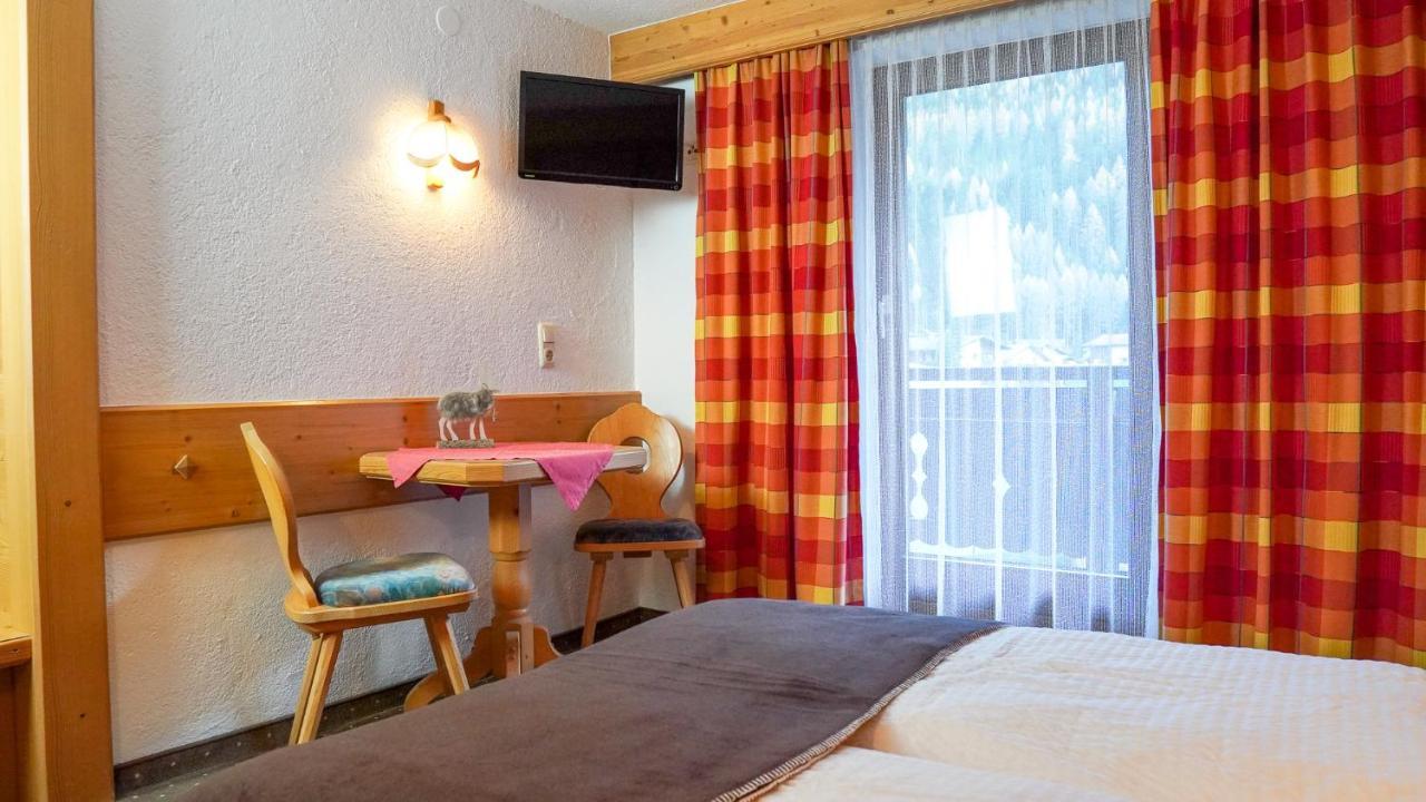 Appartements Alpenrose Längenfeld Exterior foto